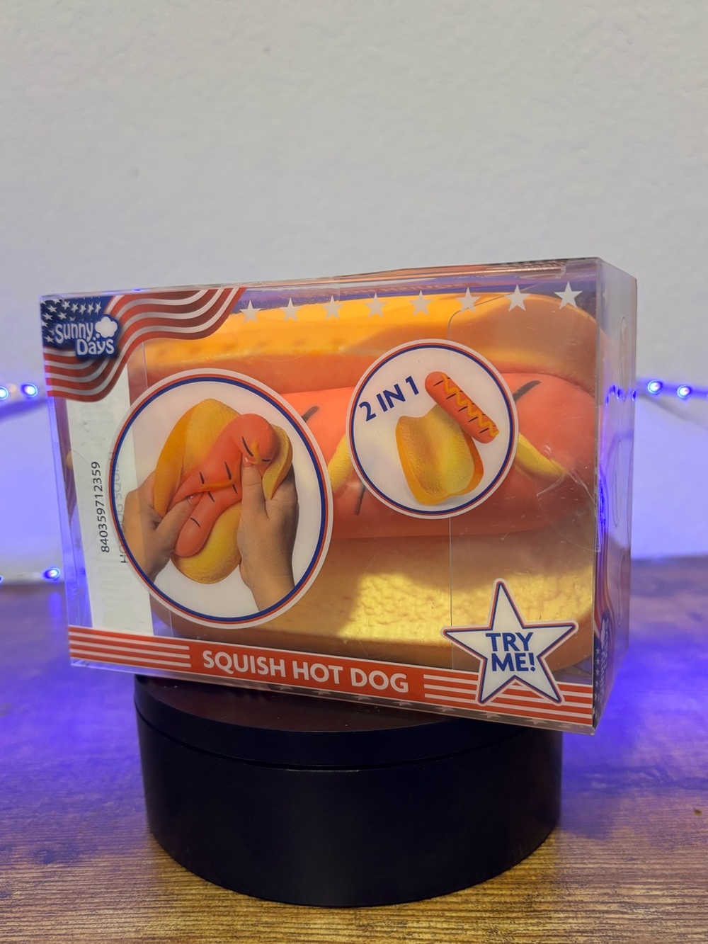 Sunny Days squeezy hotdog 🌭 NWT